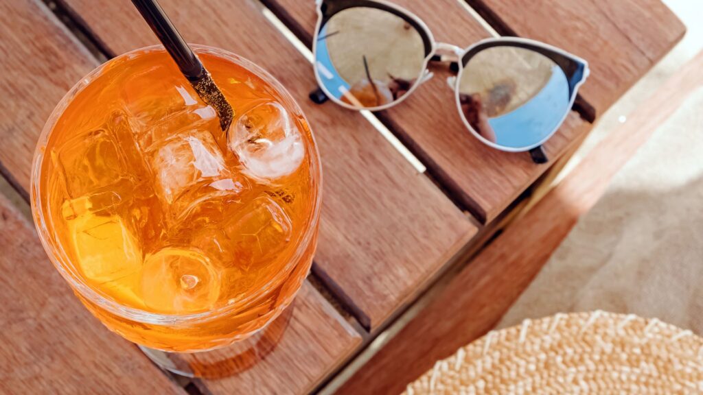 Spritz and sunglasses